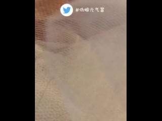 伪娘元气酱穿着芭蕾舞蹈服被狗狗慢慢的舔鸡巴是最享受的